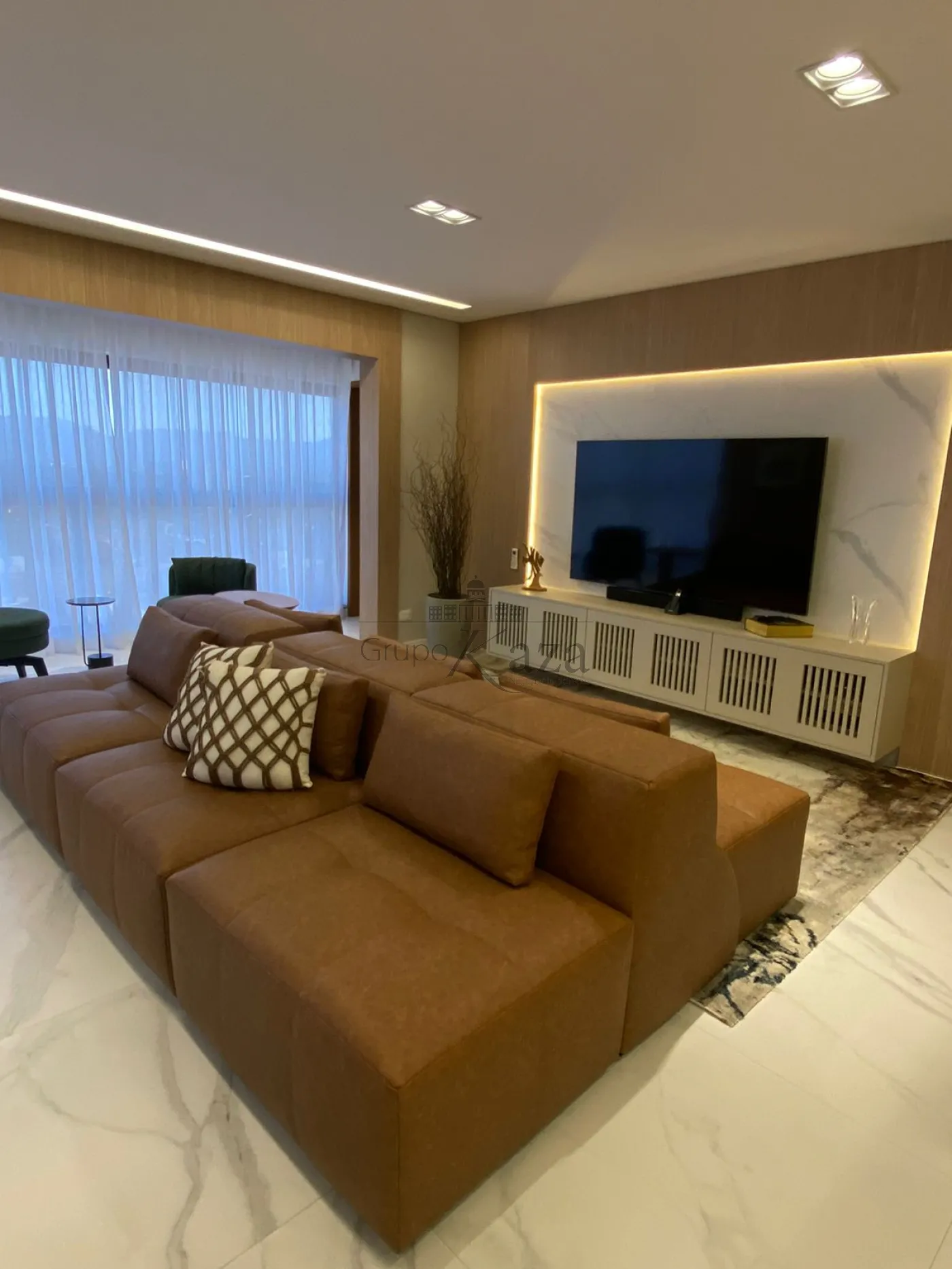 Foto 1 de Apartamento Padrão em Indaiá, Caraguatatuba - imagem 1 Foto 1 de Apartamento Padrão em Indaiá, Caraguatatuba - imagem 1