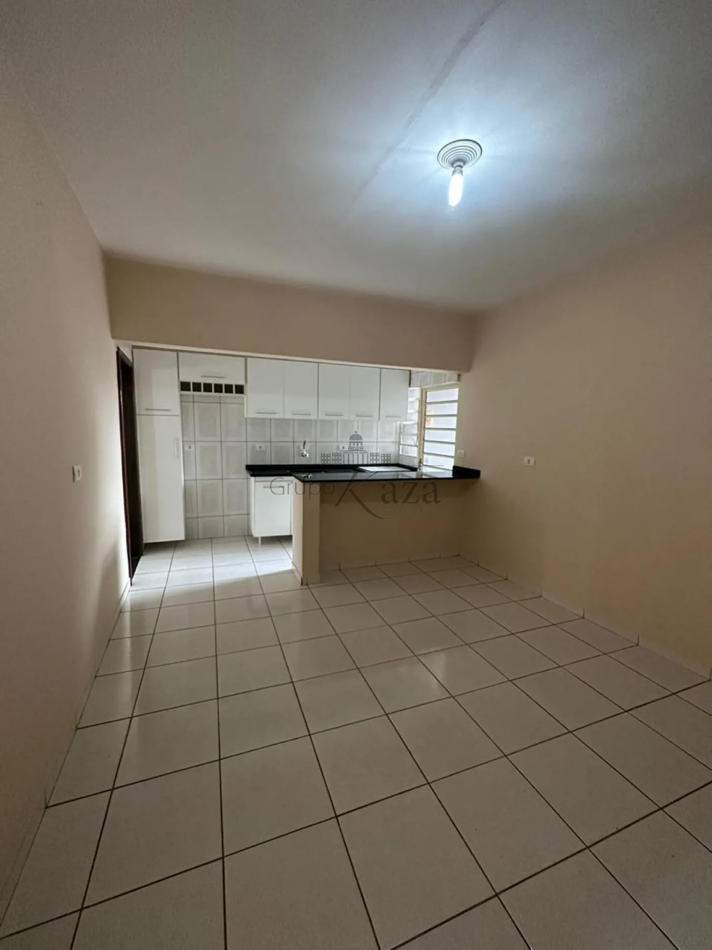 Foto 1 de Casa Padrão em Vila Aprazível, Jacareí - imagem 1 Foto 1 de Casa Padrão em Vila Aprazível, Jacareí - imagem 1