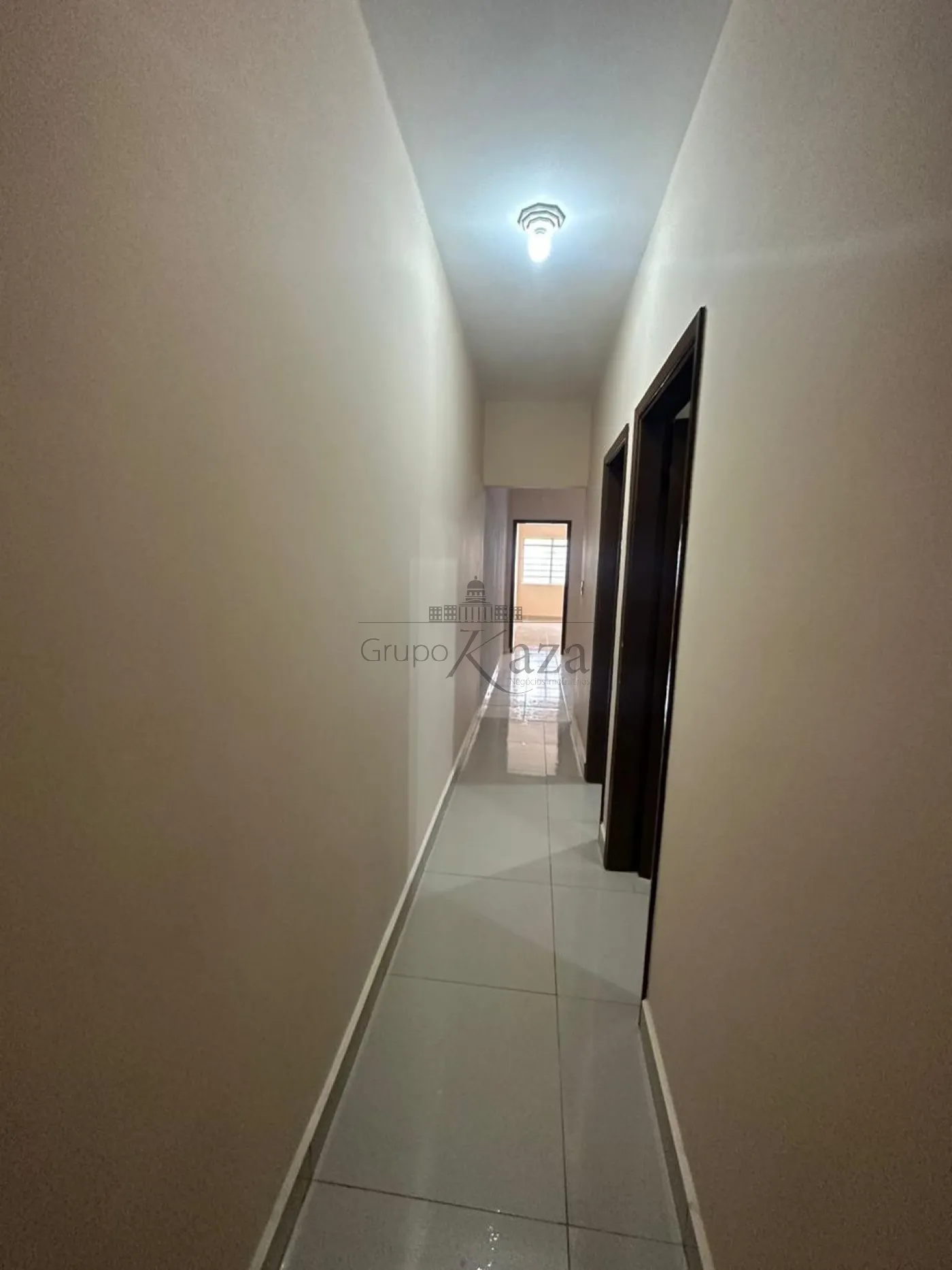 Foto 6 de Casa Padrão em Vila Aprazível, Jacareí - imagem 6