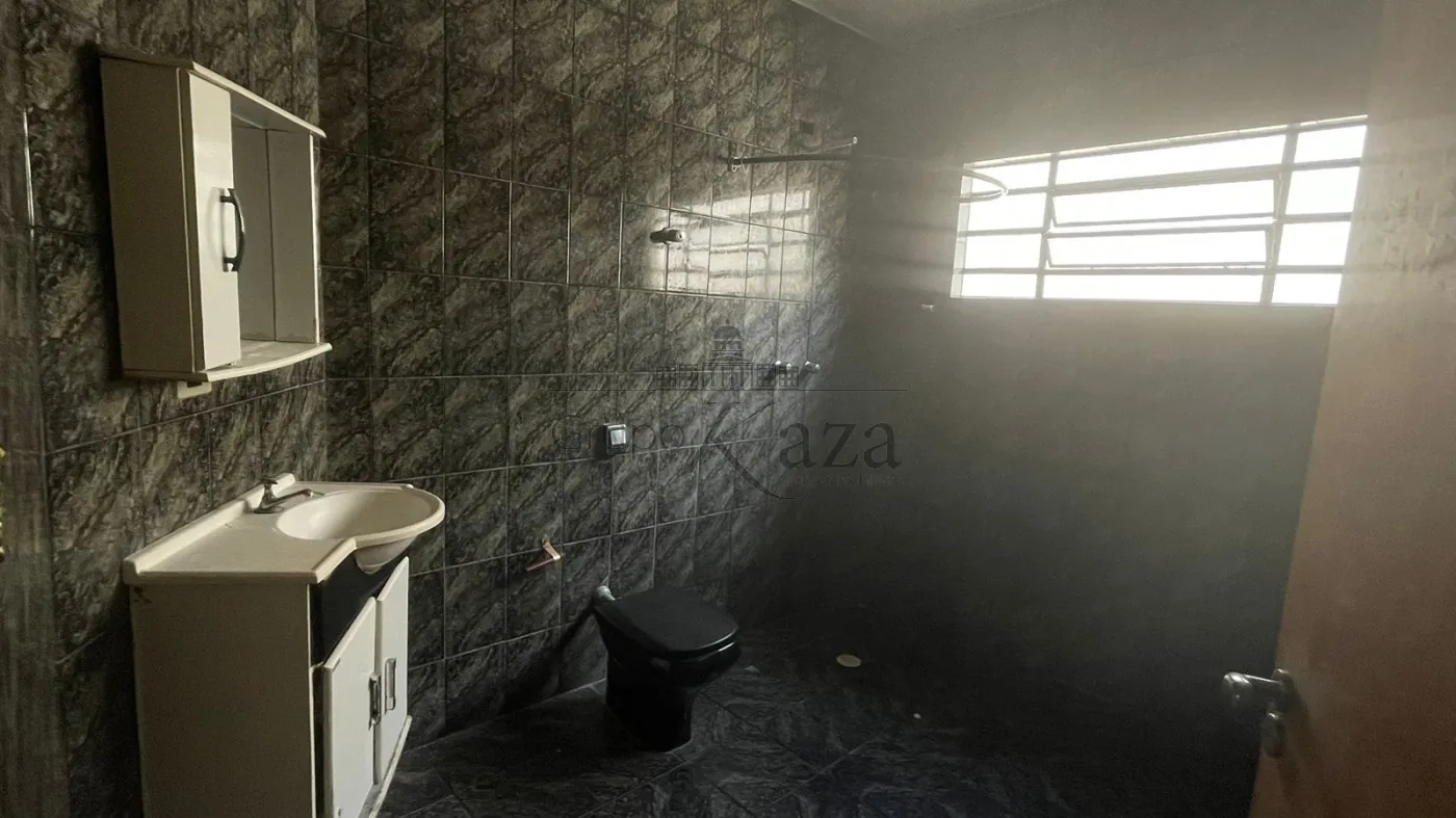 Foto 3 de Casa Padrão em Jardim Colonia, Jacareí - imagem 3 Foto 3 de Casa Padrão em Jardim Colonia, Jacareí - imagem 3