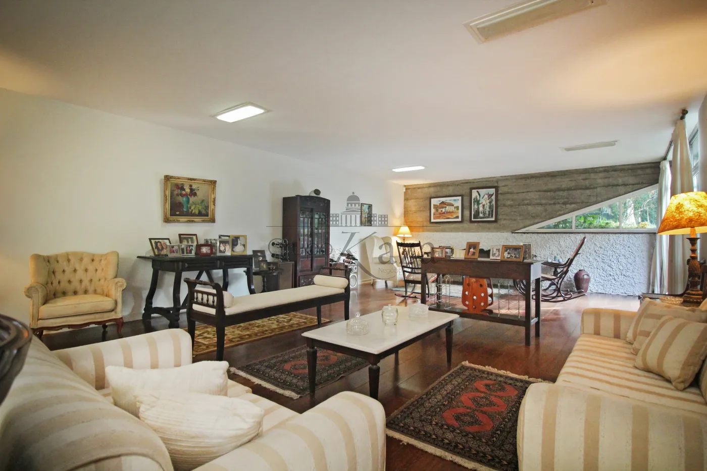 Foto 2 de Casa Padrão em Cidade Jardim, São Paulo - imagem 2 Foto 2 de Casa Padrão em Cidade Jardim, São Paulo - imagem 2