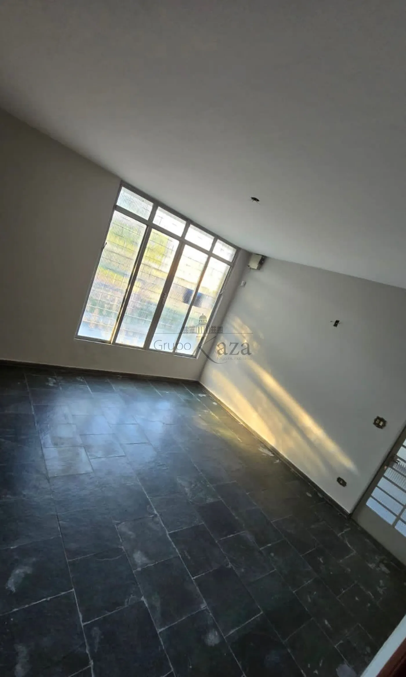 Foto 2 de Casa Padrão em Jardim Paraíba, Jacareí - imagem 2 Foto 2 de Casa Padrão em Jardim Paraíba, Jacareí - imagem 2