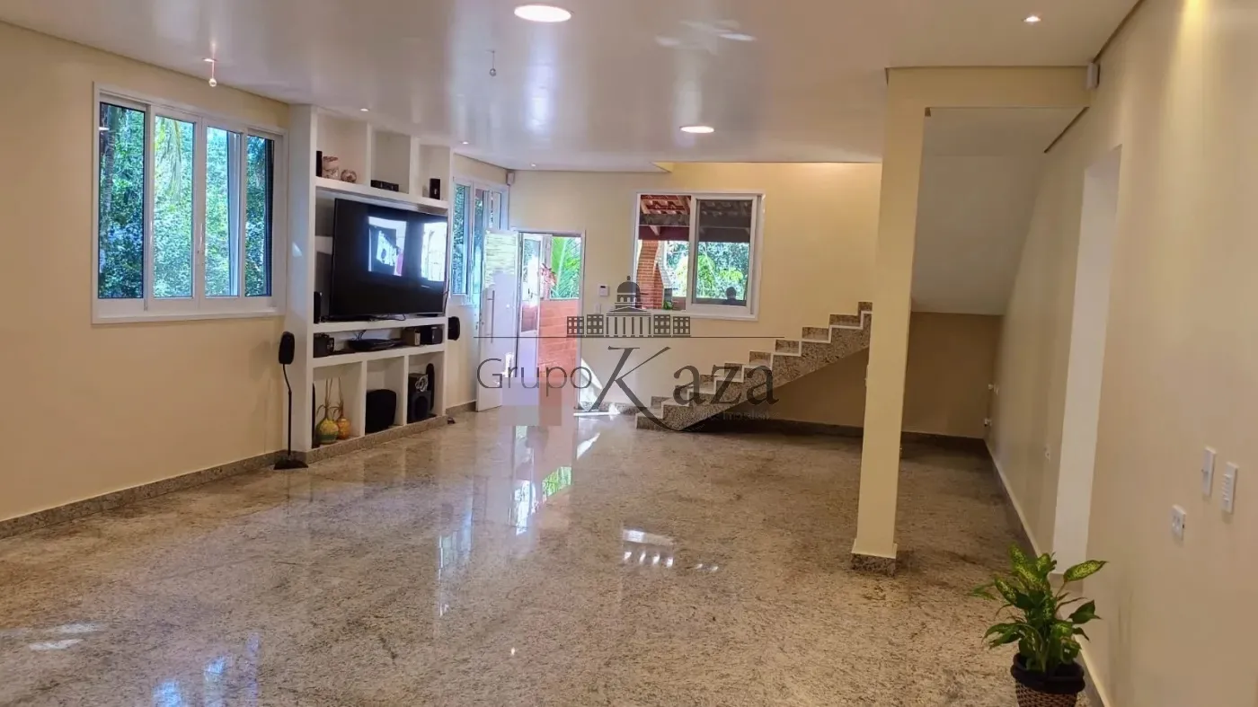 Foto 1 de Casa Padrão em Corcovado, Ubatuba - imagem 1 Foto 1 de Casa Padrão em Corcovado, Ubatuba - imagem 1