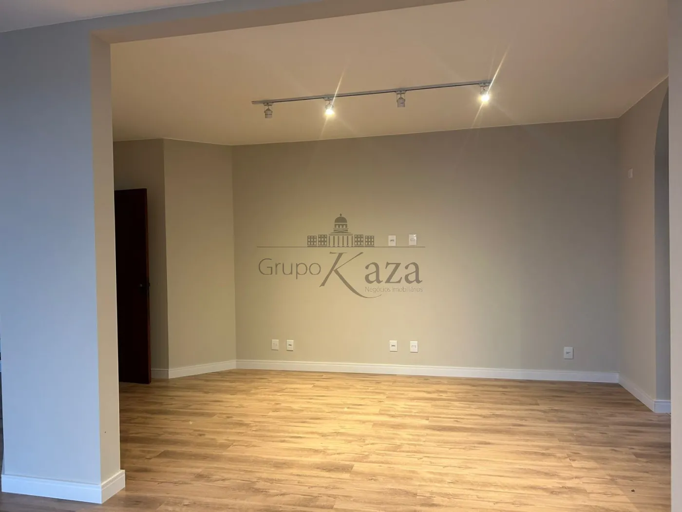 Foto 1 de Casa Condomínio em Jardim Aquarius, São José dos Campos - imagem 1 Foto 1 de Casa Condomínio em Jardim Aquarius, São José dos Campos - imagem 1