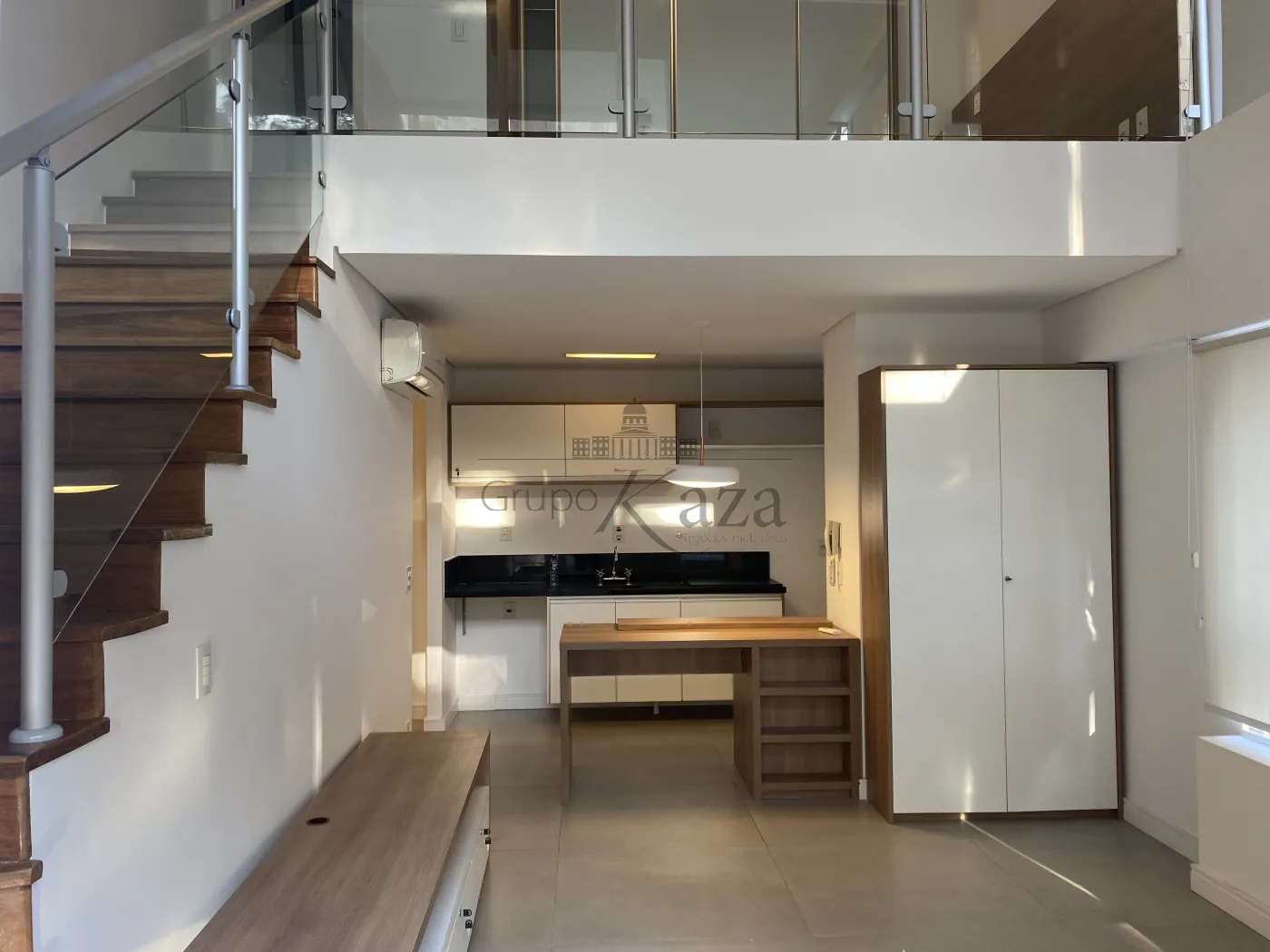 Foto 1 de Apartamento Duplex em Consolação, São Paulo - imagem 1 Foto 1 de Apartamento Duplex em Consolação, São Paulo - imagem 1