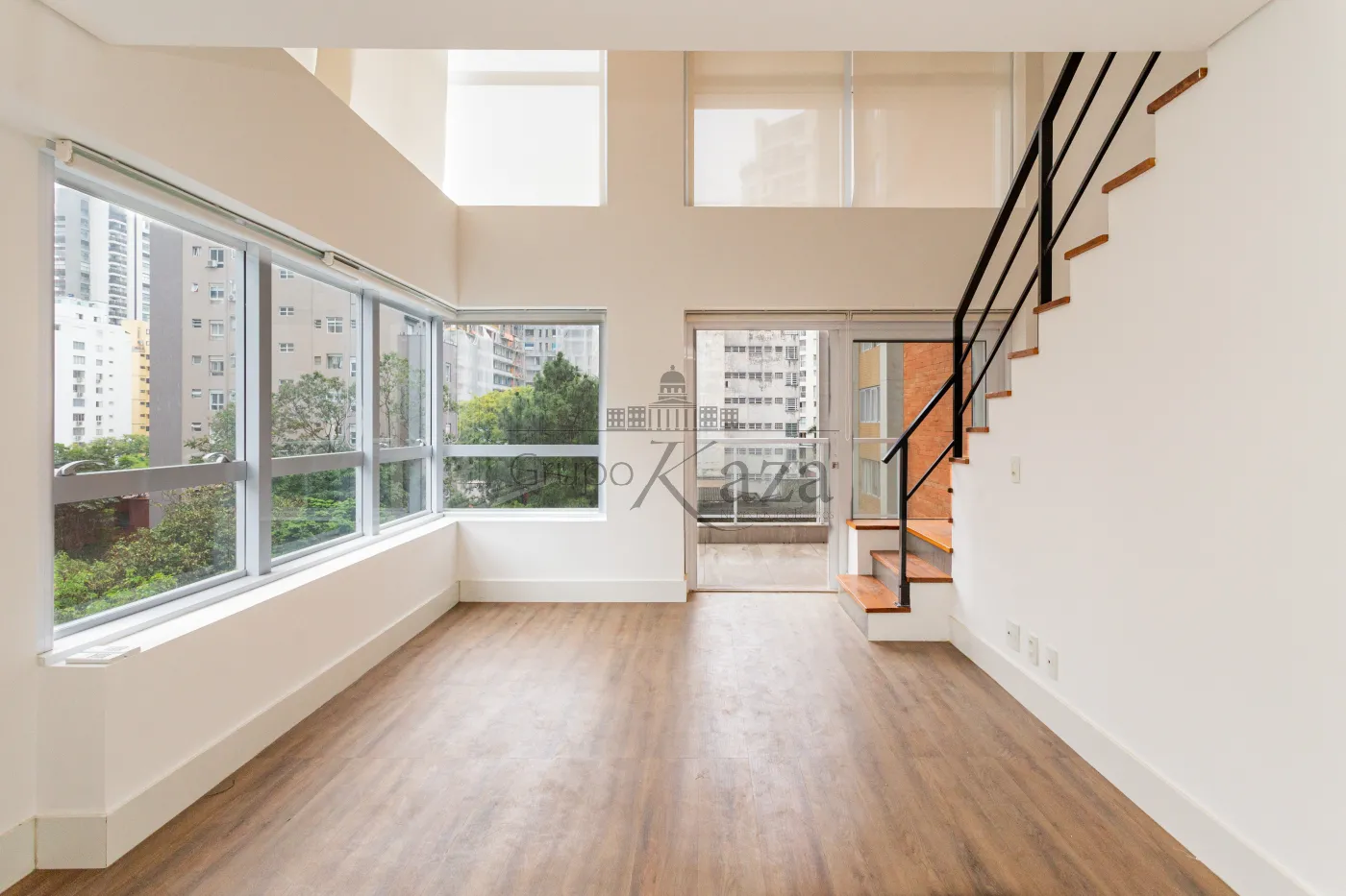 Foto 1 de Apartamento Duplex em Consolação, São Paulo - imagem 1 Foto 1 de Apartamento Duplex em Consolação, São Paulo - imagem 1