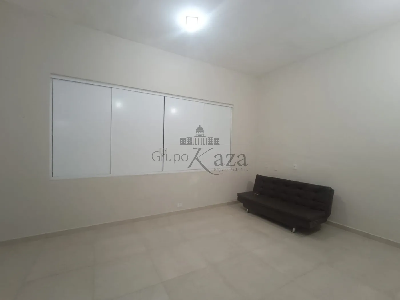 Foto 3 de Comercial Sala em Bairro do Colonia, Jacareí - imagem 3 Foto 3 de Comercial Sala em Bairro do Colonia, Jacareí - imagem 3