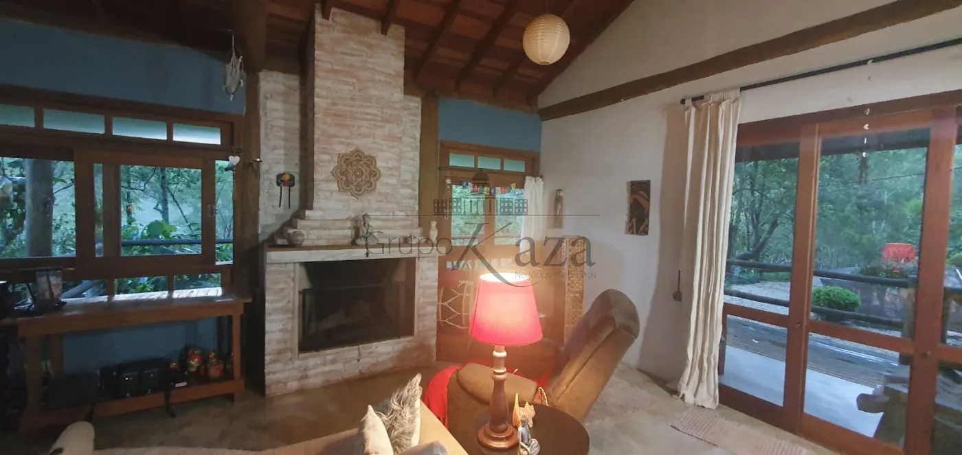 Foto 1 de Comercial Casa em São Francisco Xavier, São José dos Campos - imagem 1 Foto 1 de Comercial Casa em São Francisco Xavier, São José dos Campos - imagem 1