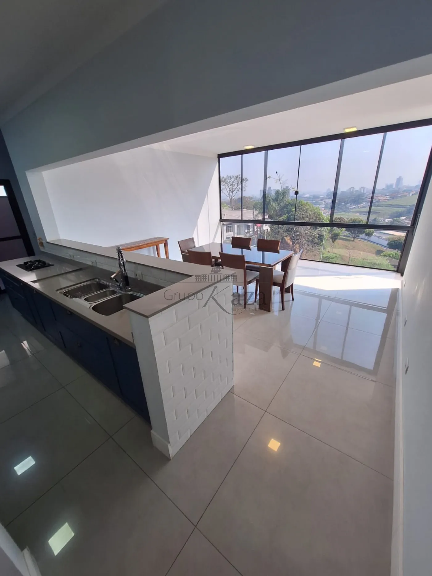 Foto 2 de Casa Condomínio em Vila Zezé, Jacareí - imagem 2 Foto 2 de Casa Condomínio em Vila Zezé, Jacareí - imagem 2