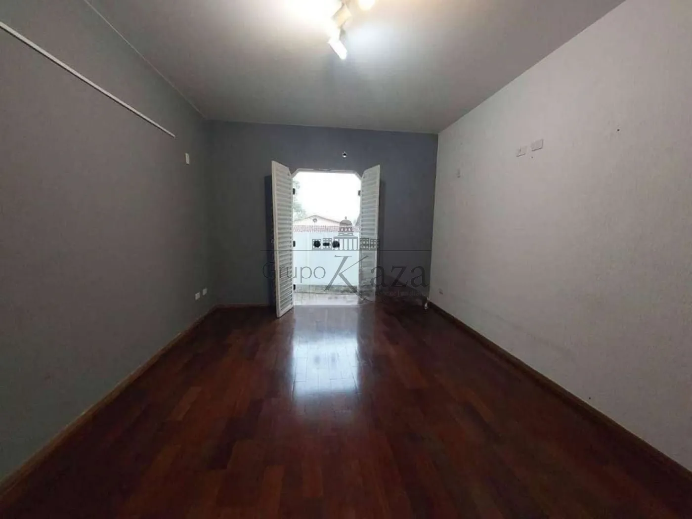 Foto 2 de Área Comercial em Jardim Esplanada, São José dos Campos - imagem 2 Foto 2 de Área Comercial em Jardim Esplanada, São José dos Campos - imagem 2