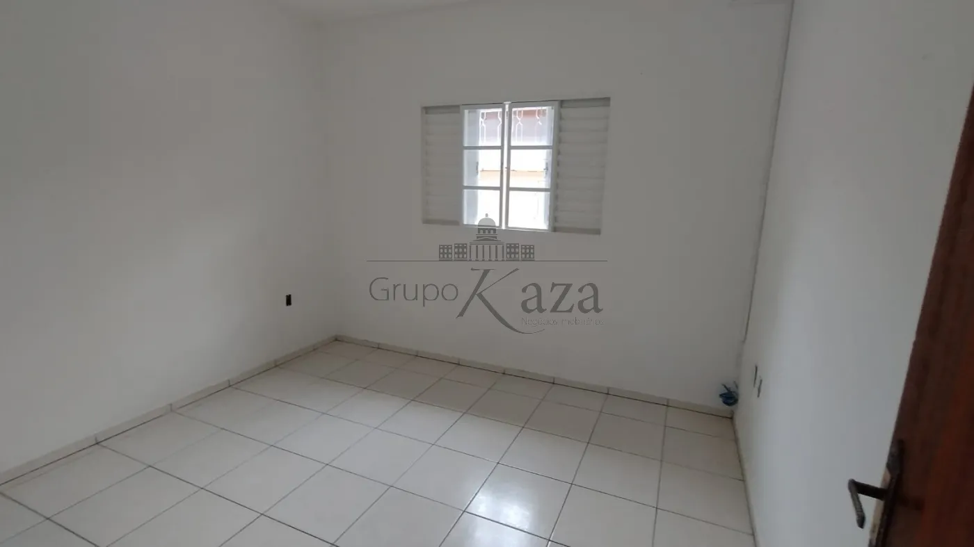 Foto 4 de Casa Padrão em Residencial Bosque dos Ipês, São José dos Campos - imagem 4