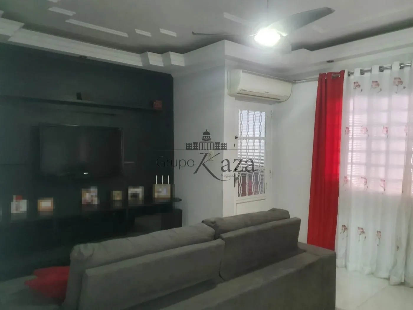 Foto 1 de Casa Padrão em Parque dos Principes, Jacareí - imagem 1 Foto 1 de Casa Padrão em Parque dos Principes, Jacareí - imagem 1