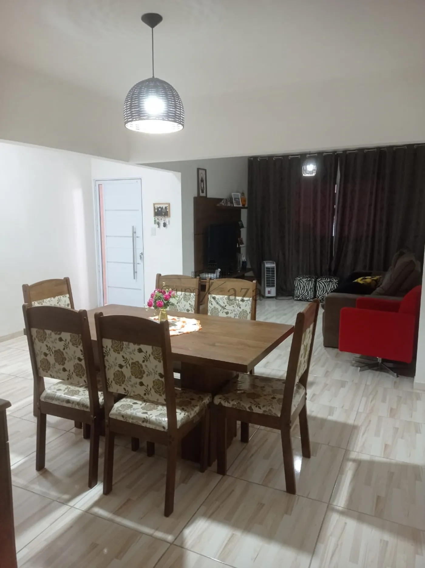 Foto 3 de Casa Casa de Vila em Conjunto Residencial Galo Branco, São José dos Campos - imagem 3 Foto 3 de Casa Casa de Vila em Conjunto Residencial Galo Branco, São José dos Campos - imagem 3