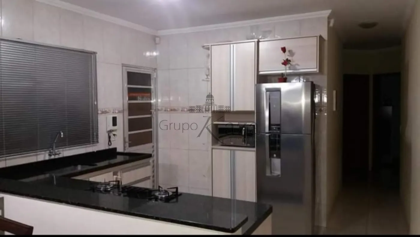 Foto 2 de Casa Padrão em Altos da Vila Paiva, São José dos Campos - imagem 2 Foto 2 de Casa Padrão em Altos da Vila Paiva, São José dos Campos - imagem 2