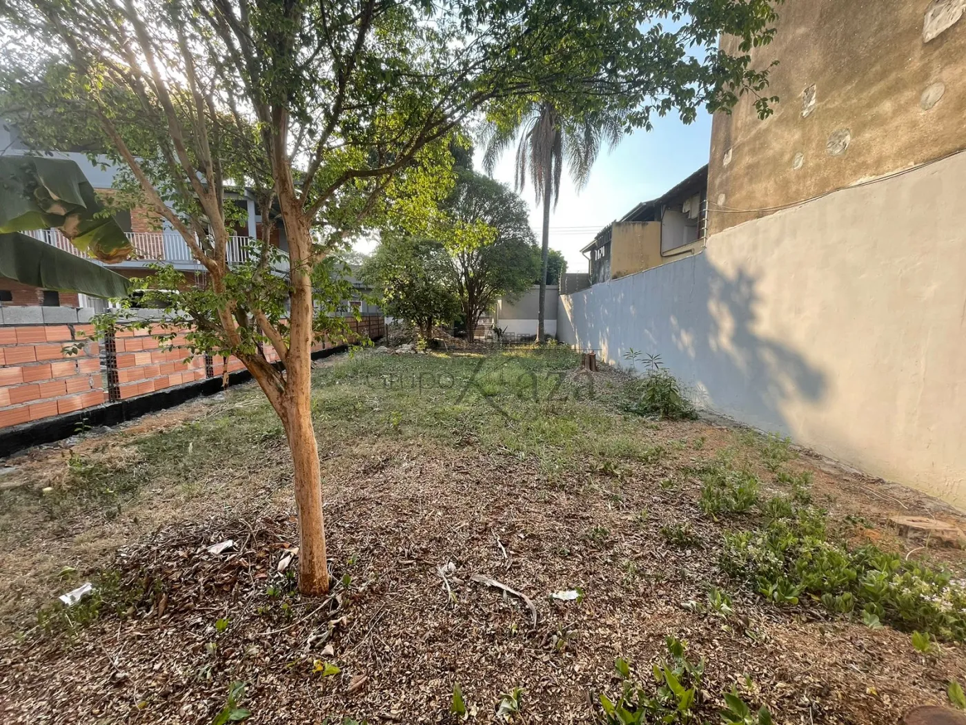 Foto 1 de Terreno Padrão em Jardim Siesta, Jacareí - imagem 1 Foto 1 de Terreno Padrão em Jardim Siesta, Jacareí - imagem 1