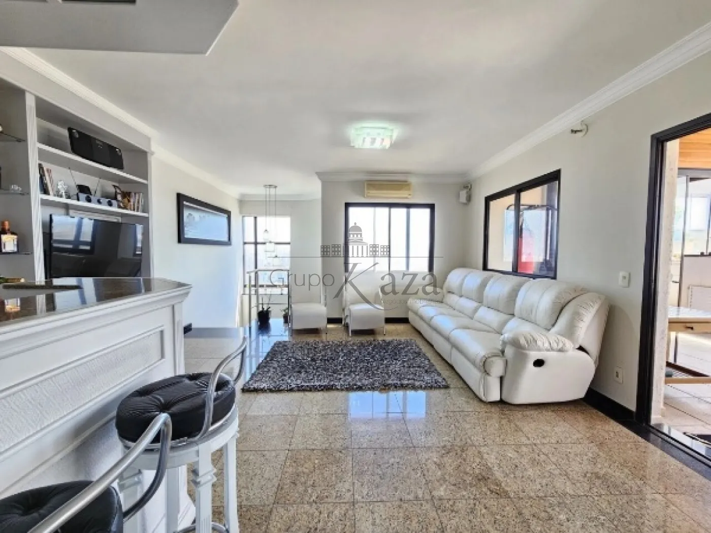 Foto 2 de Apartamento Cobertura em Vila Santo Estéfano, São Paulo - imagem 2 Foto 2 de Apartamento Cobertura em Vila Santo Estéfano, São Paulo - imagem 2