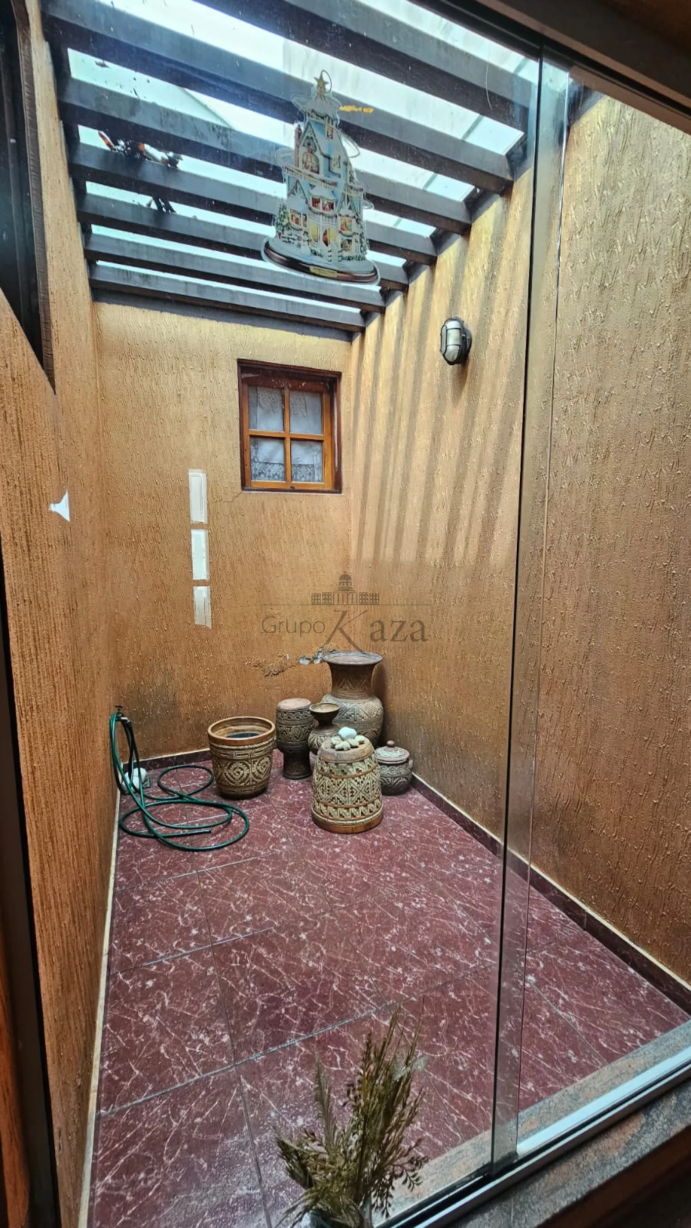 Foto 2 de Casa Condomínio em São João, Jacareí - imagem 2 Foto 2 de Casa Condomínio em São João, Jacareí - imagem 2