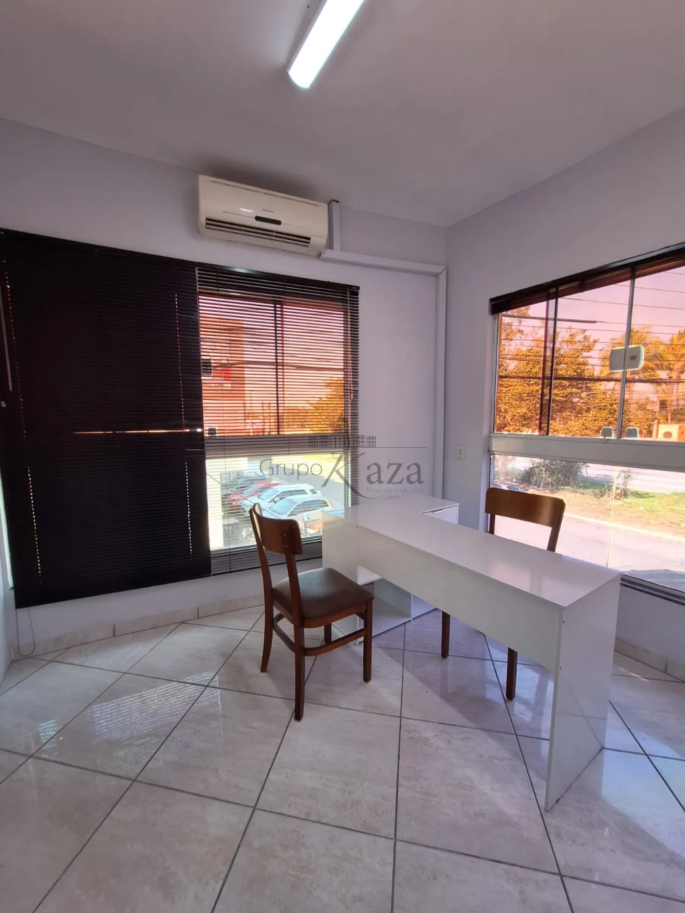 Foto 2 de Comercial Salão em Villa Branca, Jacareí - imagem 2 Foto 2 de Comercial Salão em Villa Branca, Jacareí - imagem 2