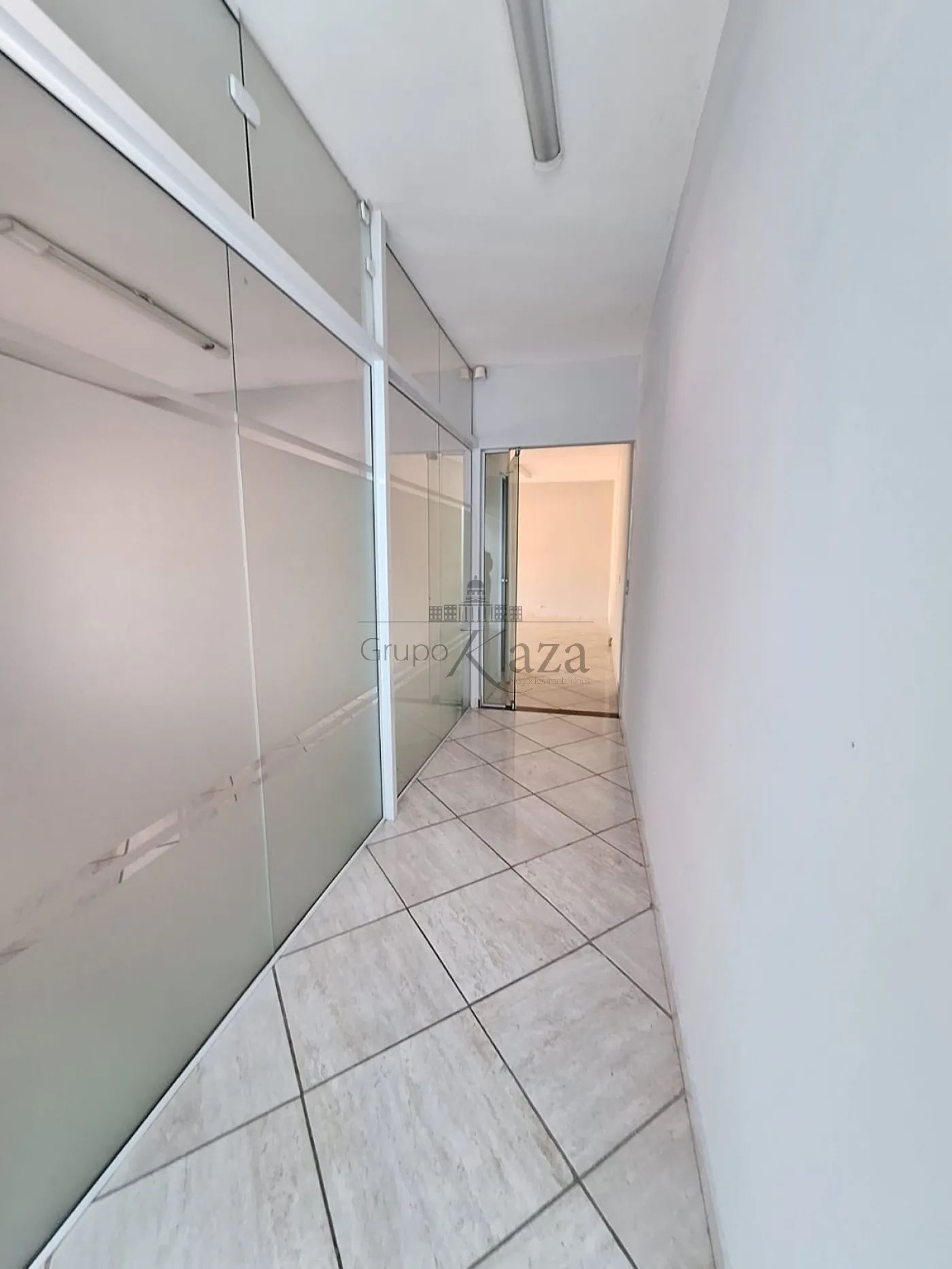 Foto 3 de Comercial Salão em Villa Branca, Jacareí - imagem 3 Foto 3 de Comercial Salão em Villa Branca, Jacareí - imagem 3