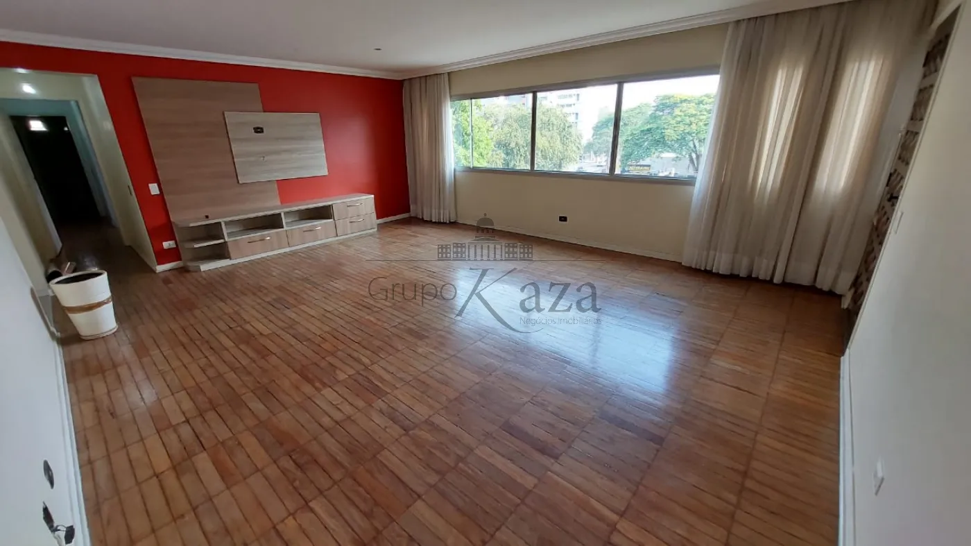 Foto 1 de Apartamento Padrão em Vila Adyana, São José dos Campos - imagem 1 Foto 1 de Apartamento Padrão em Vila Adyana, São José dos Campos - imagem 1