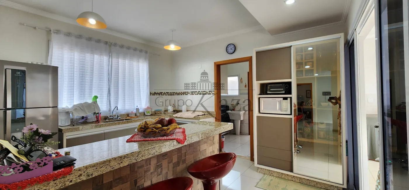 Foto 7 de Casa Condomínio em Condomínio Residencial Mantiqueira, São José dos Campos - imagem 7