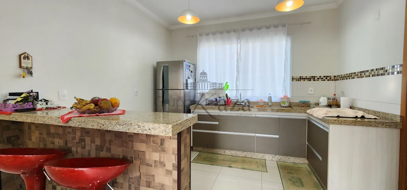 Foto 6 de Casa Condomínio em Condomínio Residencial Mantiqueira, São José dos Campos - imagem 6