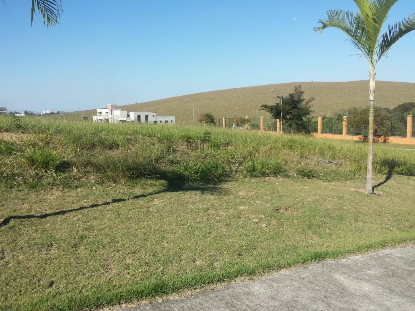 Foto 1 de Terreno Condomínio em Condomínio Residencial Alphaville II, São José dos Campos - imagem 1 Foto 1 de Terreno Condomínio em Condomínio Residencial Alphaville II, São José dos Campos - imagem 1
