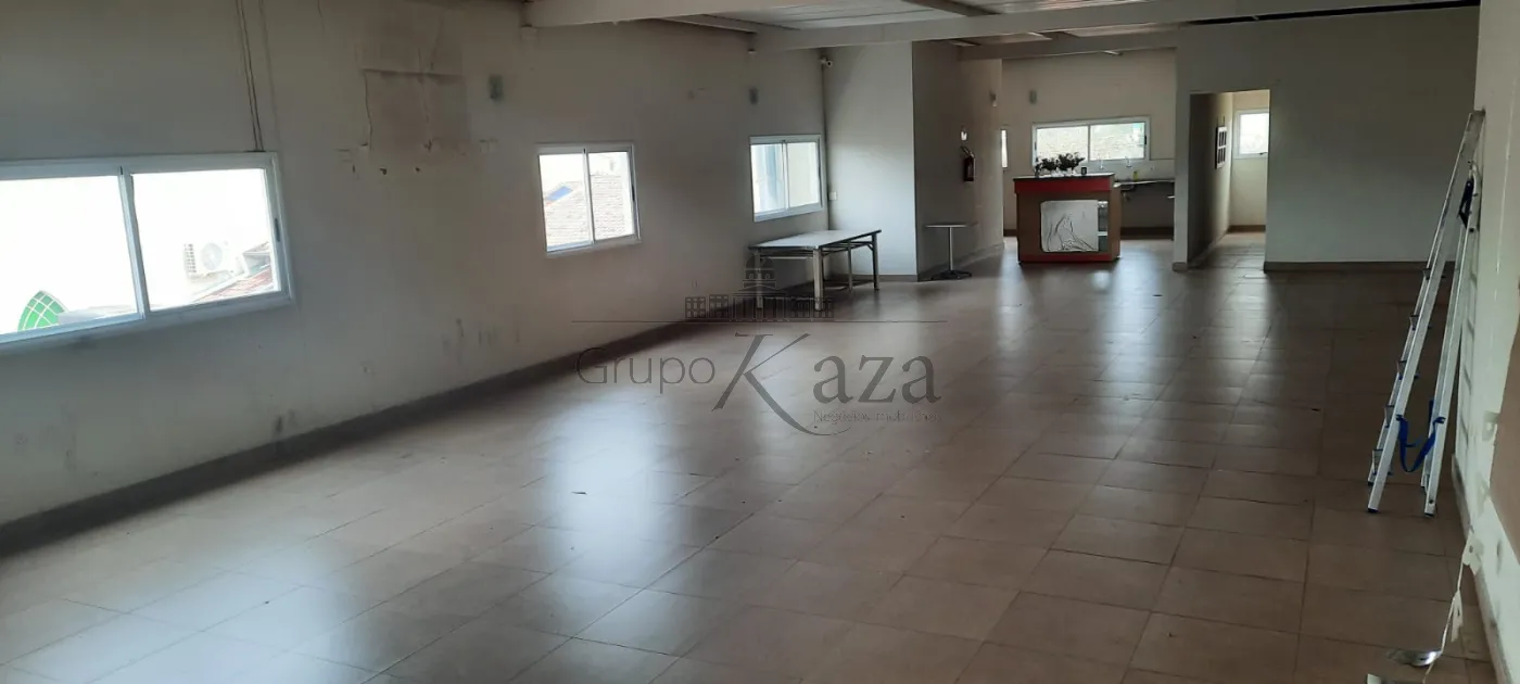 Foto 2 de Comercial Prédio em Vila Indústrial, São José dos Campos - imagem 2 Foto 2 de Comercial Prédio em Vila Indústrial, São José dos Campos - imagem 2