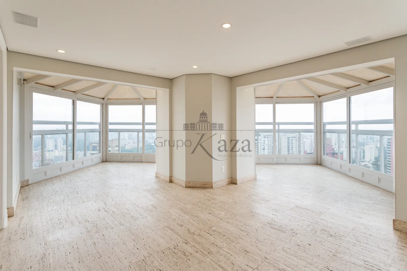 Foto 5 de Apartamento Triplex em Vila Suzana, São Paulo - imagem 5