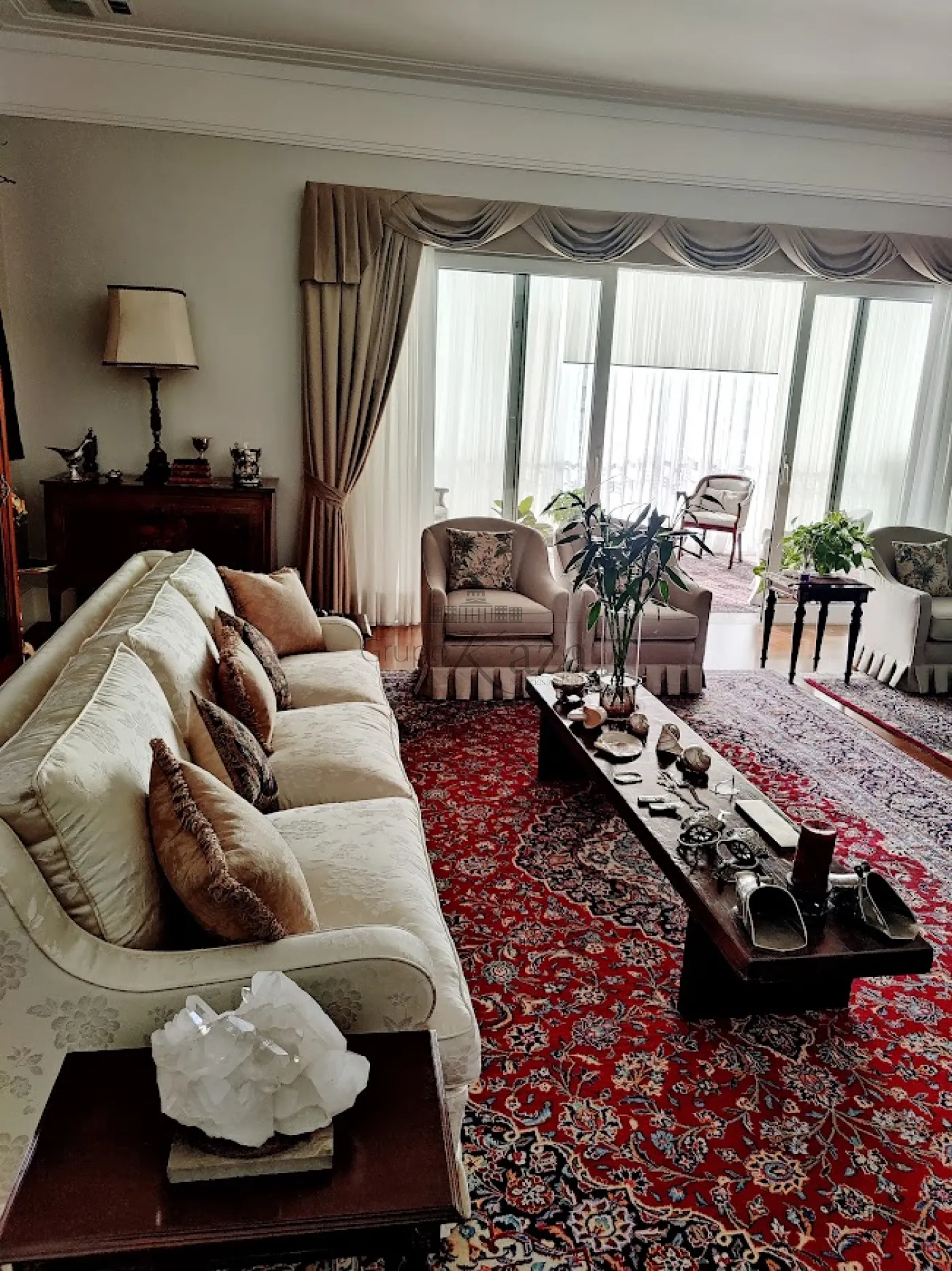 Foto 1 de Apartamento Padrão em Jardim Paulistano, São Paulo - imagem 1 Foto 1 de Apartamento Padrão em Jardim Paulistano, São Paulo - imagem 1