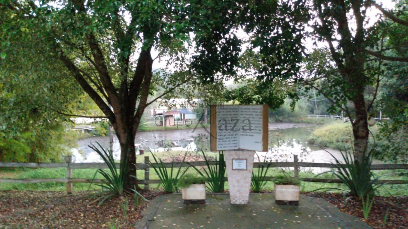 Foto 2 de Área Comercial em Bom Jesus, Jacareí - imagem 2 Foto 2 de Área Comercial em Bom Jesus, Jacareí - imagem 2