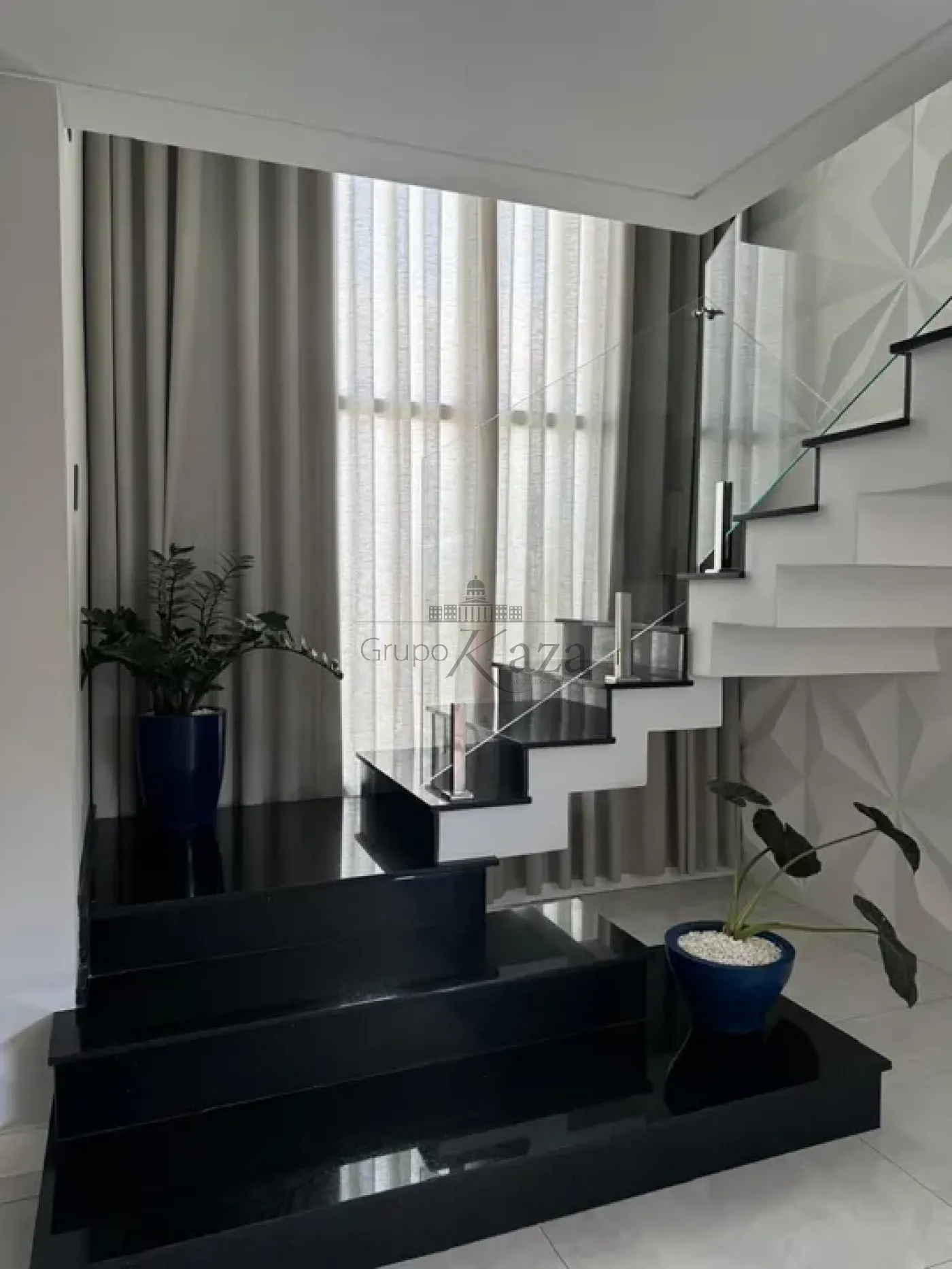 Foto 3 de Casa Condomínio em Condomínio Residencial Mantiqueira, São José dos Campos - imagem 3 Foto 3 de Casa Condomínio em Condomínio Residencial Mantiqueira, São José dos Campos - imagem 3