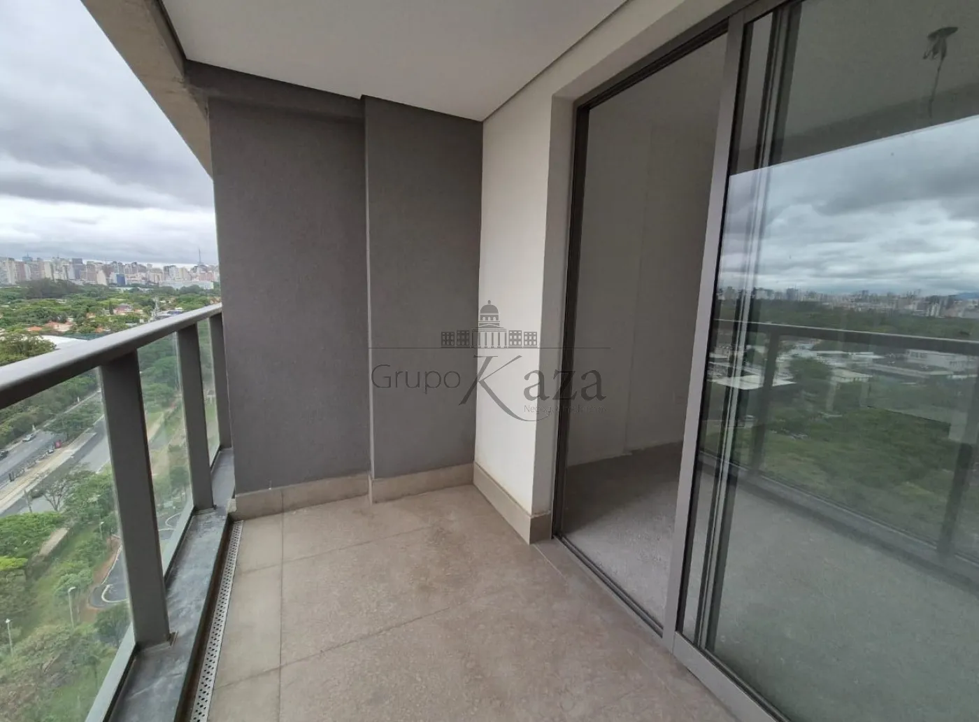 Foto 3 de Apartamento Padrão em Indianópolis, São Paulo - imagem 3