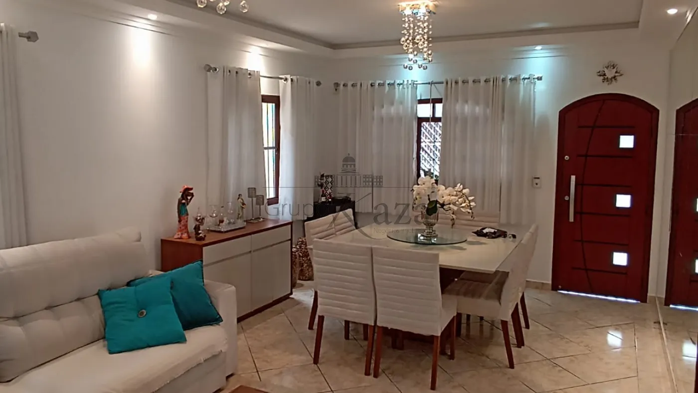 Foto 1 de Casa Padrão em Cidade Jardim, Jacareí - imagem 1 Foto 1 de Casa Padrão em Cidade Jardim, Jacareí - imagem 1