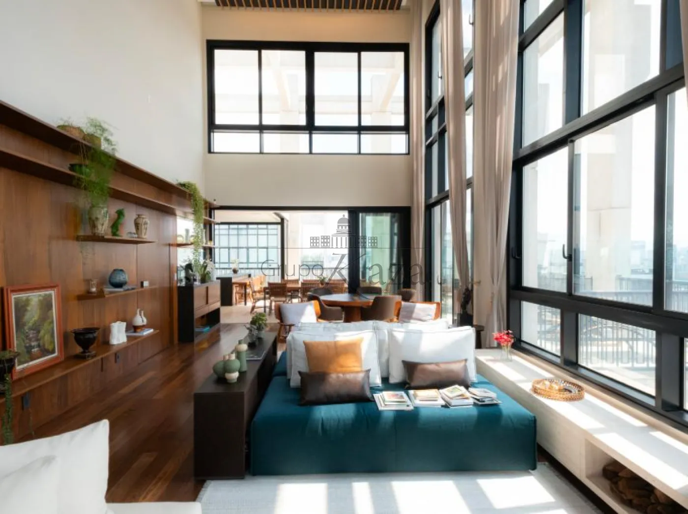 Foto 1 de Apartamento Cobertura Triplex em Vila Olímpia, São Paulo - imagem 1 Foto 1 de Apartamento Cobertura Triplex em Vila Olímpia, São Paulo - imagem 1