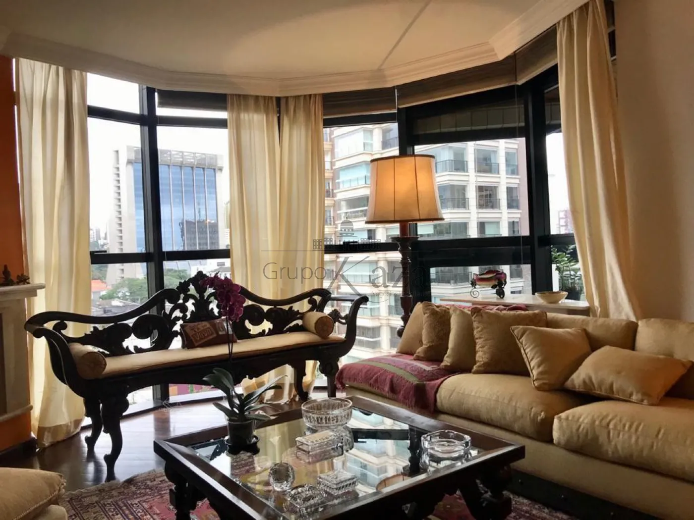 Foto 1 de Apartamento Padrão em Ibirapuera, São Paulo - imagem 1 Foto 1 de Apartamento Padrão em Ibirapuera, São Paulo - imagem 1