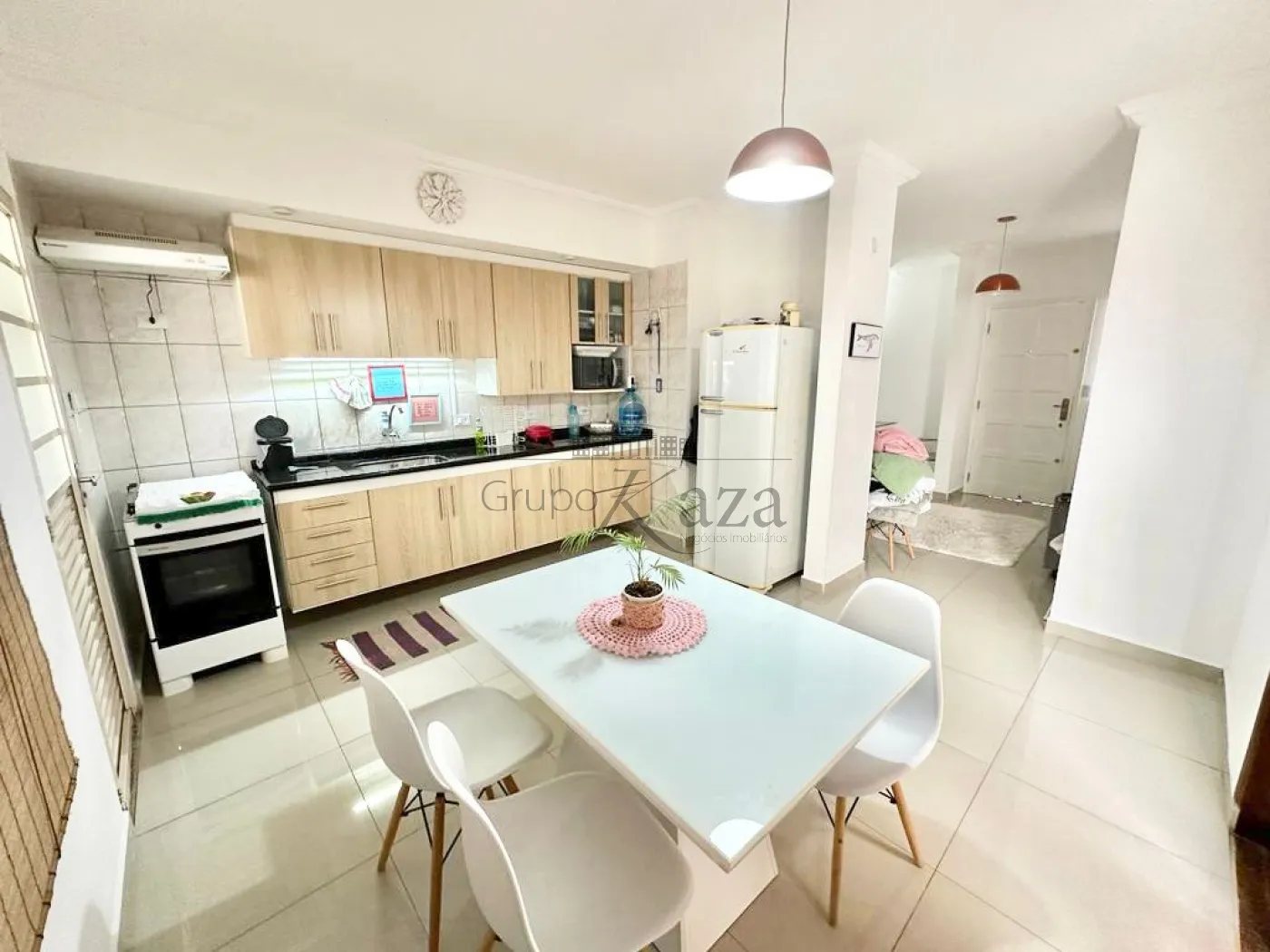 Foto 3 de Casa Sobrado em Residencial Bosque dos Ipês, São José dos Campos - imagem 3 Foto 3 de Casa Sobrado em Residencial Bosque dos Ipês, São José dos Campos - imagem 3