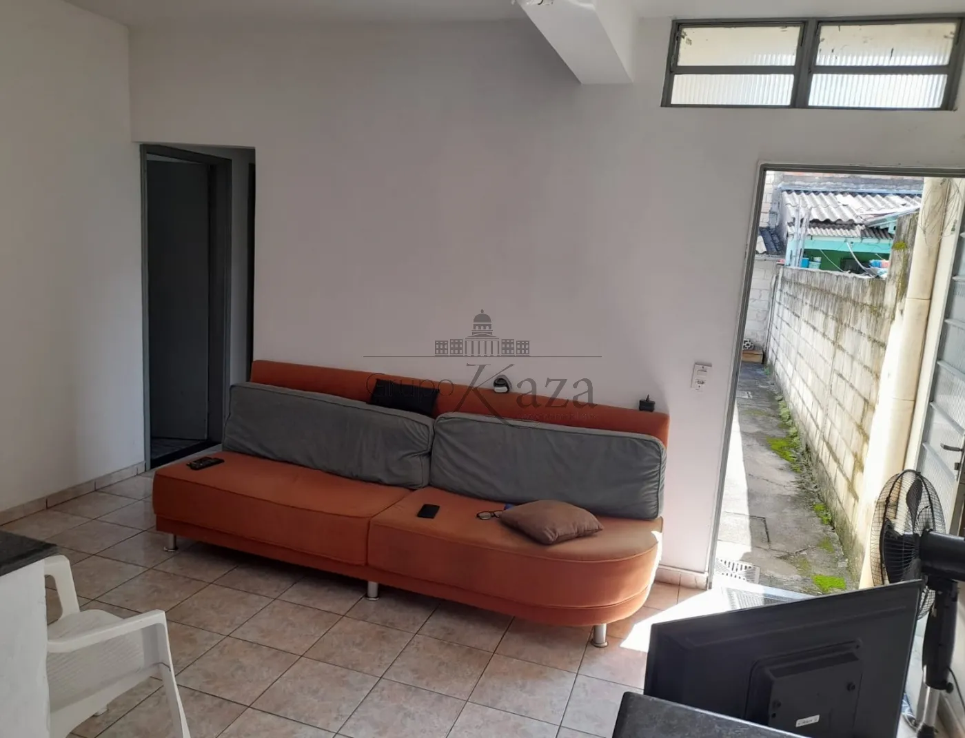 Foto 2 de Casa Padrão em Jardim Ismênia, São José dos Campos - imagem 2