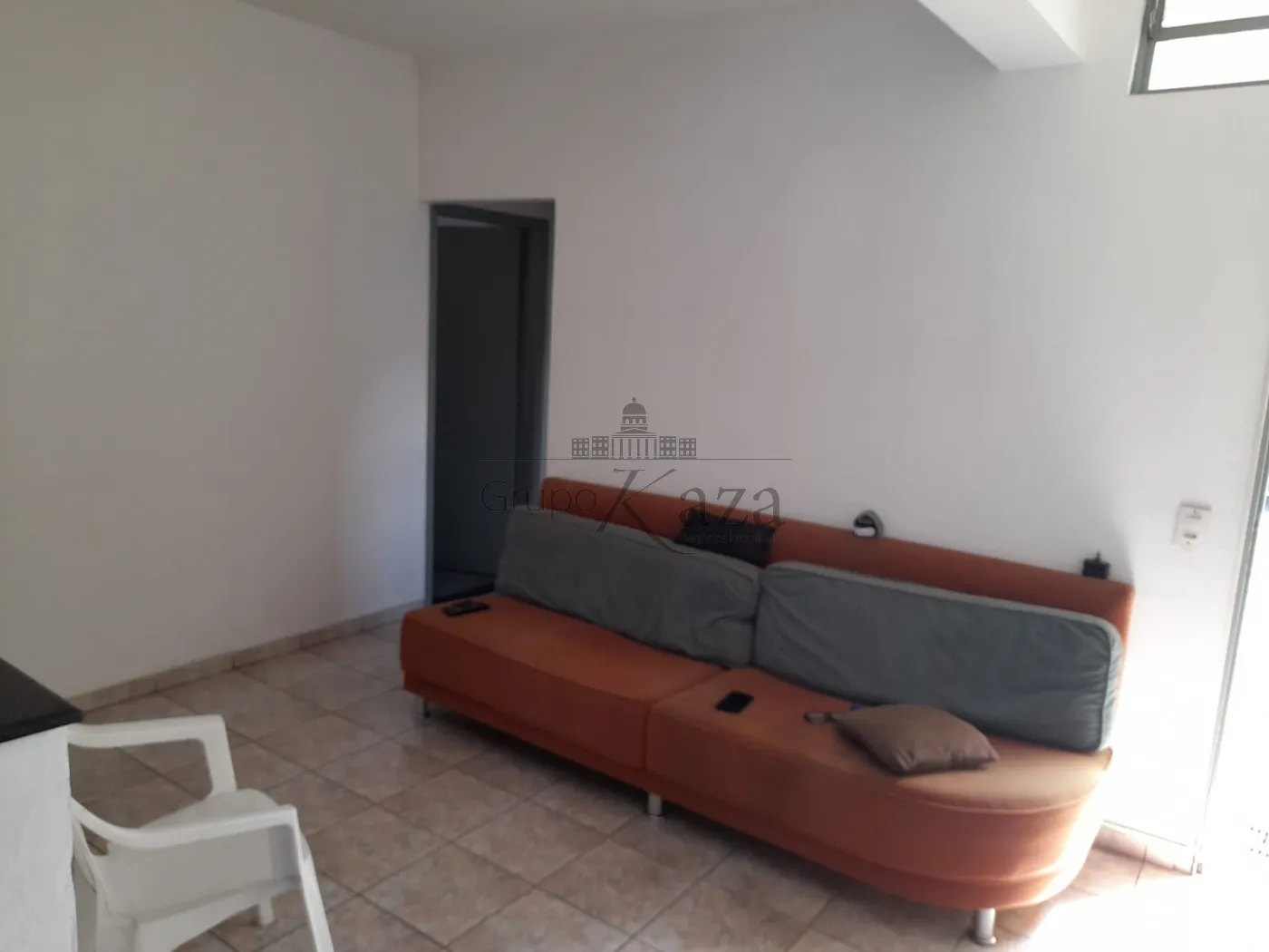 Foto 3 de Casa Padrão em Jardim Ismênia, São José dos Campos - imagem 3