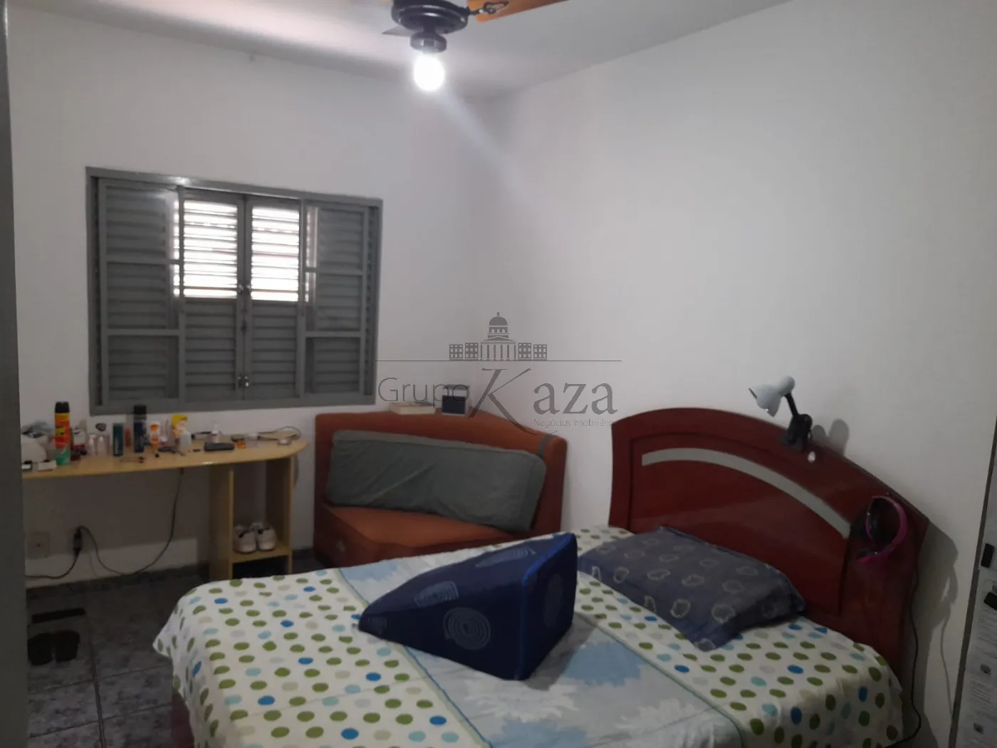 Foto 14 de Casa Padrão em Jardim Ismênia, São José dos Campos - imagem 14