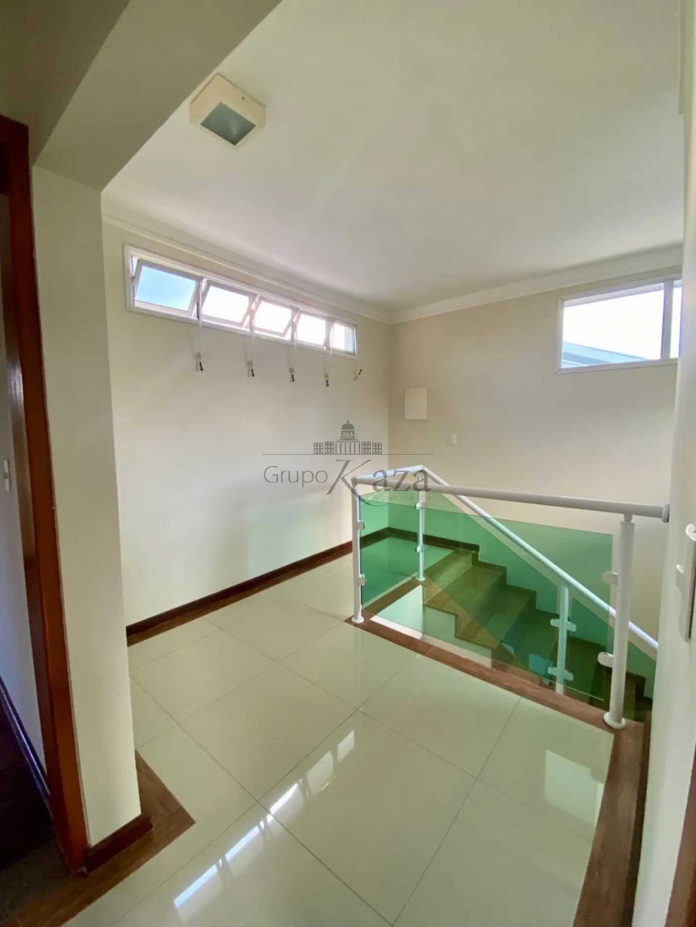 Foto 8 de Casa Condomínio em Jardim Califórnia, Jacareí - imagem 8