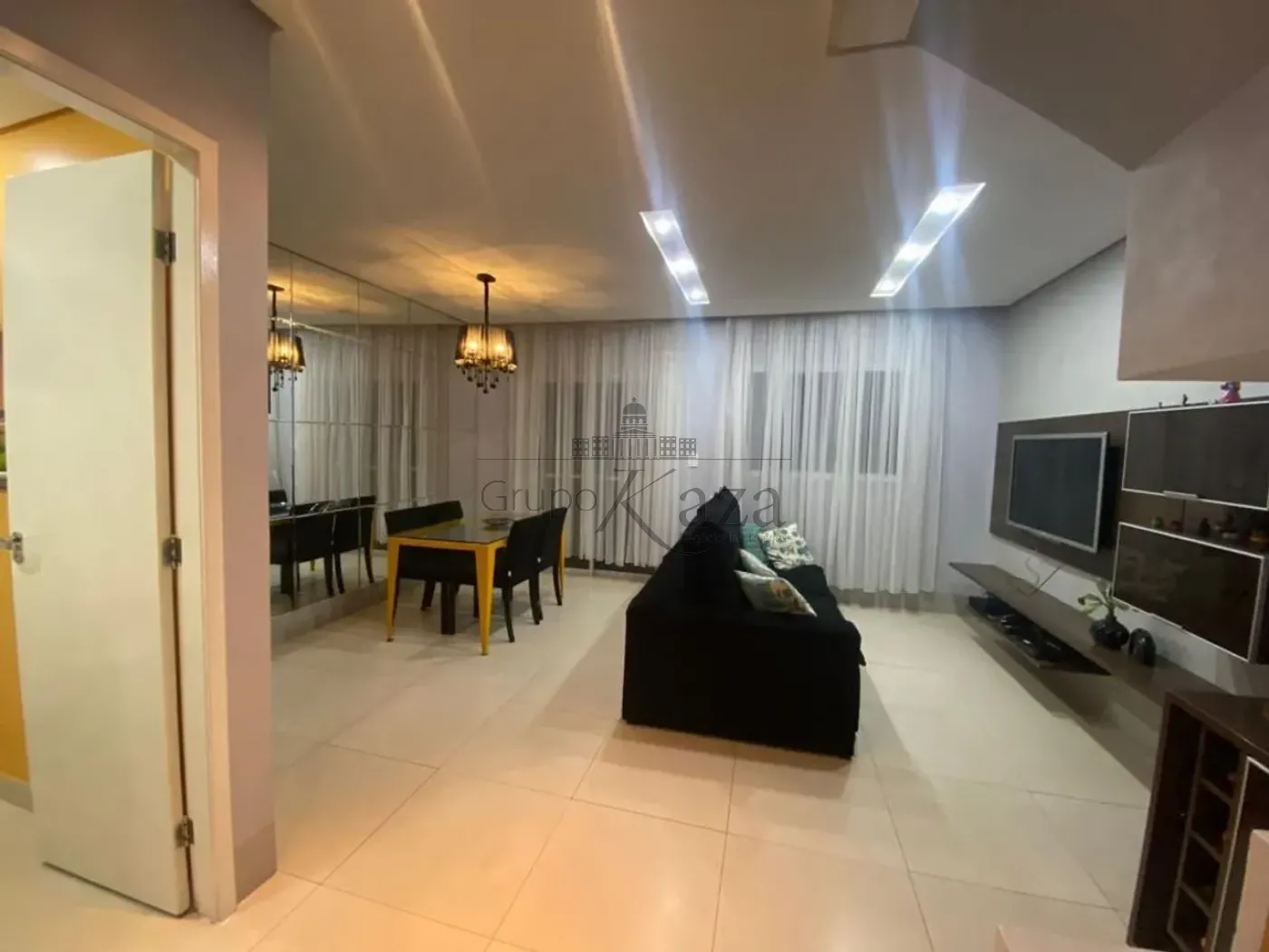 Foto 1 de Casa Condomínio em Jardim Santa Maria, Jacareí - imagem 1 Foto 1 de Casa Condomínio em Jardim Santa Maria, Jacareí - imagem 1