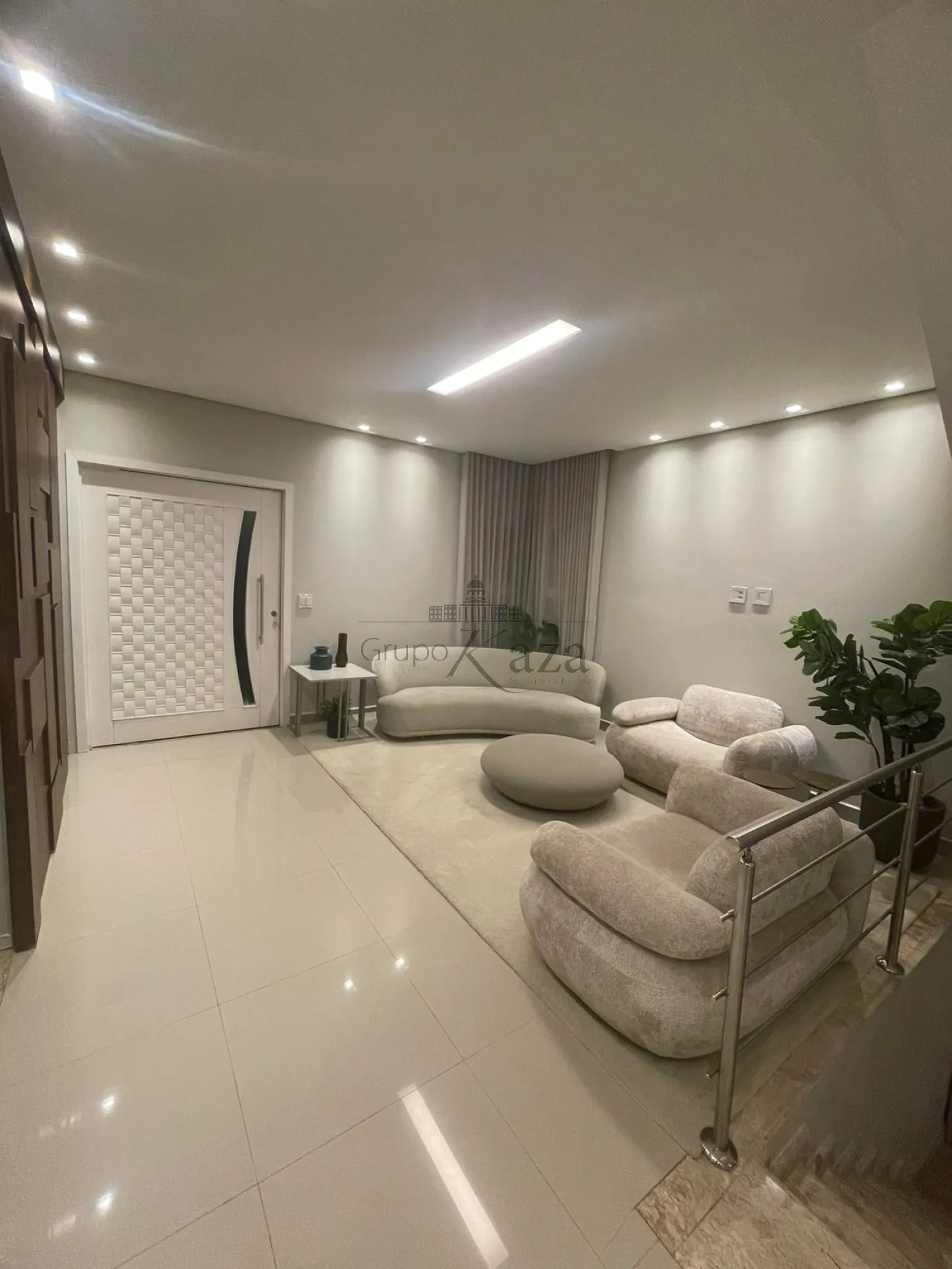 Foto 2 de Casa Condomínio em Condomínio Residencial Mantiqueira, São José dos Campos - imagem 2 Foto 2 de Casa Condomínio em Condomínio Residencial Mantiqueira, São José dos Campos - imagem 2