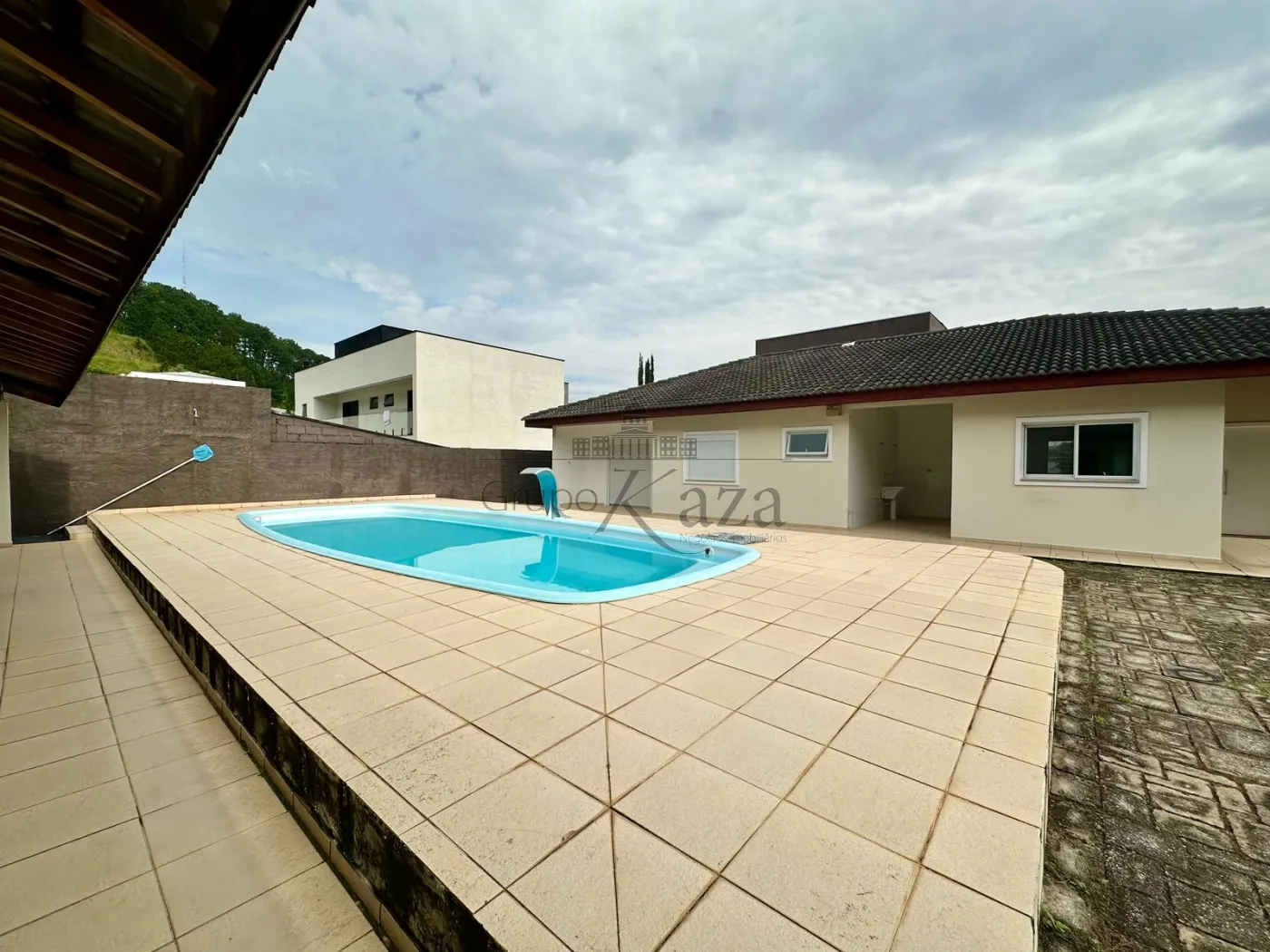 Foto 2 de Casa Condomínio em Terras de Santa Helena, Jacareí - imagem 2 Foto 2 de Casa Condomínio em Terras de Santa Helena, Jacareí - imagem 2