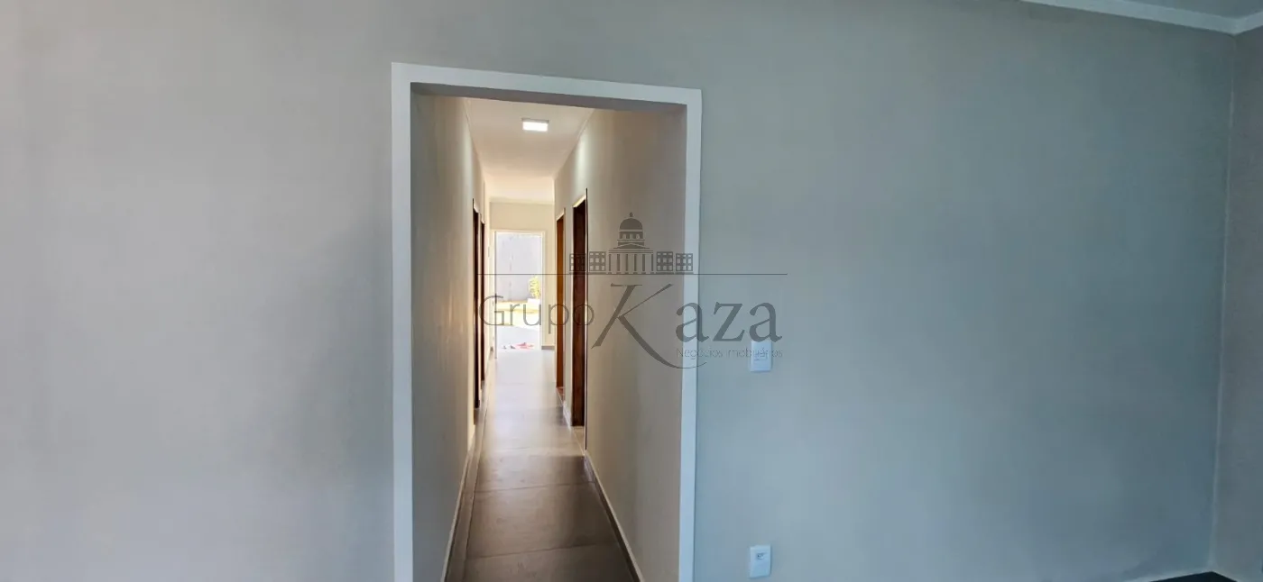 Foto 2 de Comercial Casa em Jardim Portugal, São José dos Campos - imagem 2 Foto 2 de Comercial Casa em Jardim Portugal, São José dos Campos - imagem 2