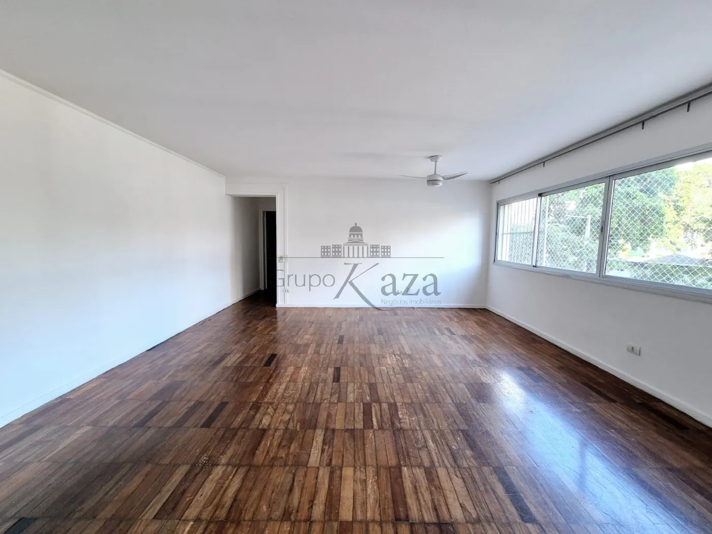 Foto 3 de Apartamento Padrão em Vila Adyana, São José dos Campos - imagem 3 Foto 3 de Apartamento Padrão em Vila Adyana, São José dos Campos - imagem 3