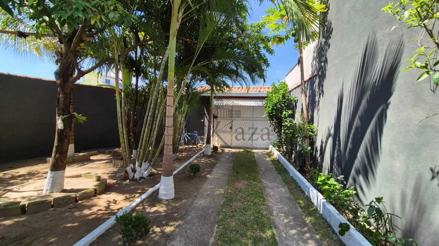 Foto 2 de Casa Sobrado em Jardim Terras da Conceição, Jacareí - imagem 2 Foto 2 de Casa Sobrado em Jardim Terras da Conceição, Jacareí - imagem 2