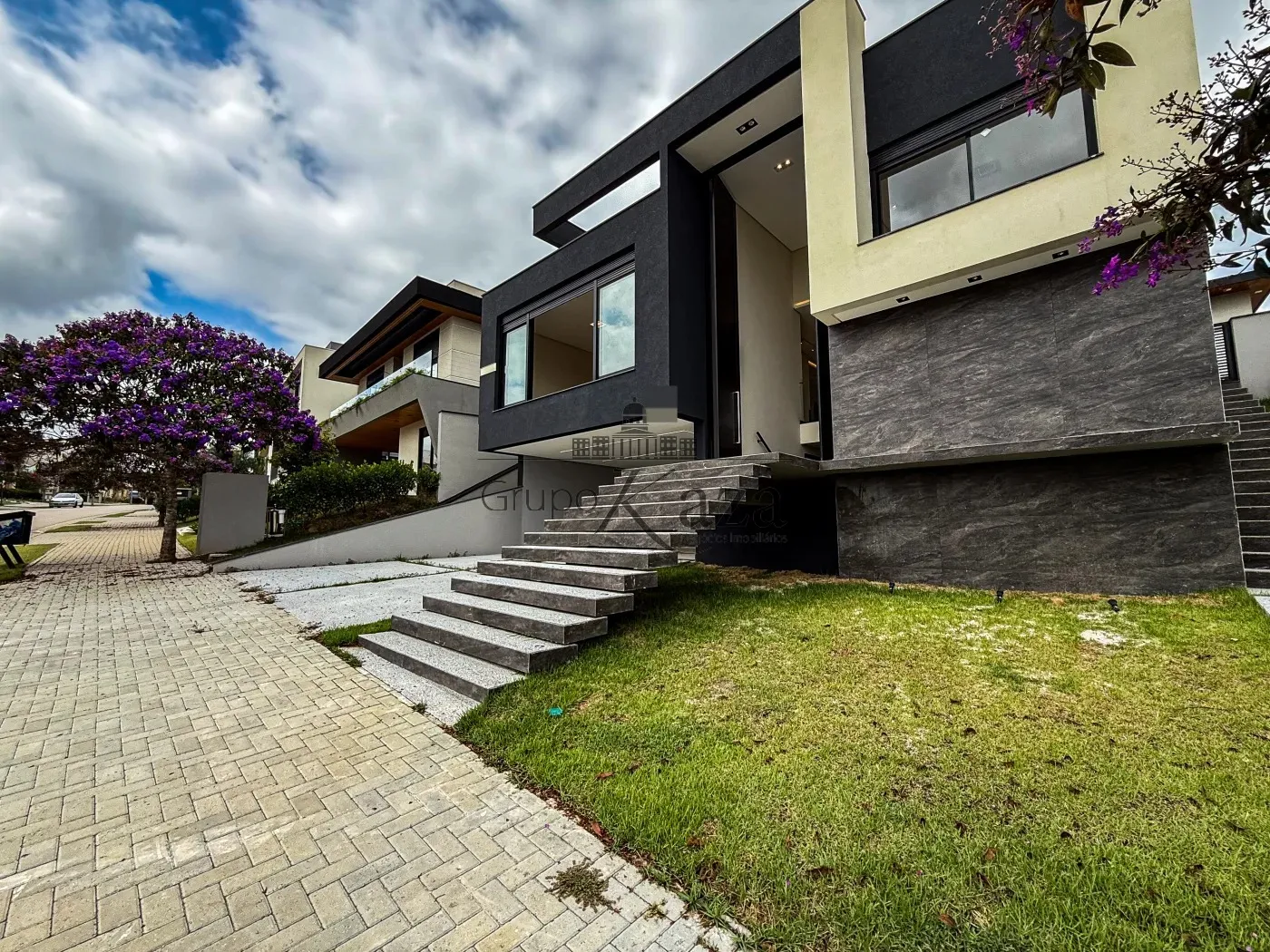 Foto 2 de Casa Condomínio em Condomínio Residencial Alphaville II, São José dos Campos - imagem 2 Foto 2 de Casa Condomínio em Condomínio Residencial Alphaville II, São José dos Campos - imagem 2