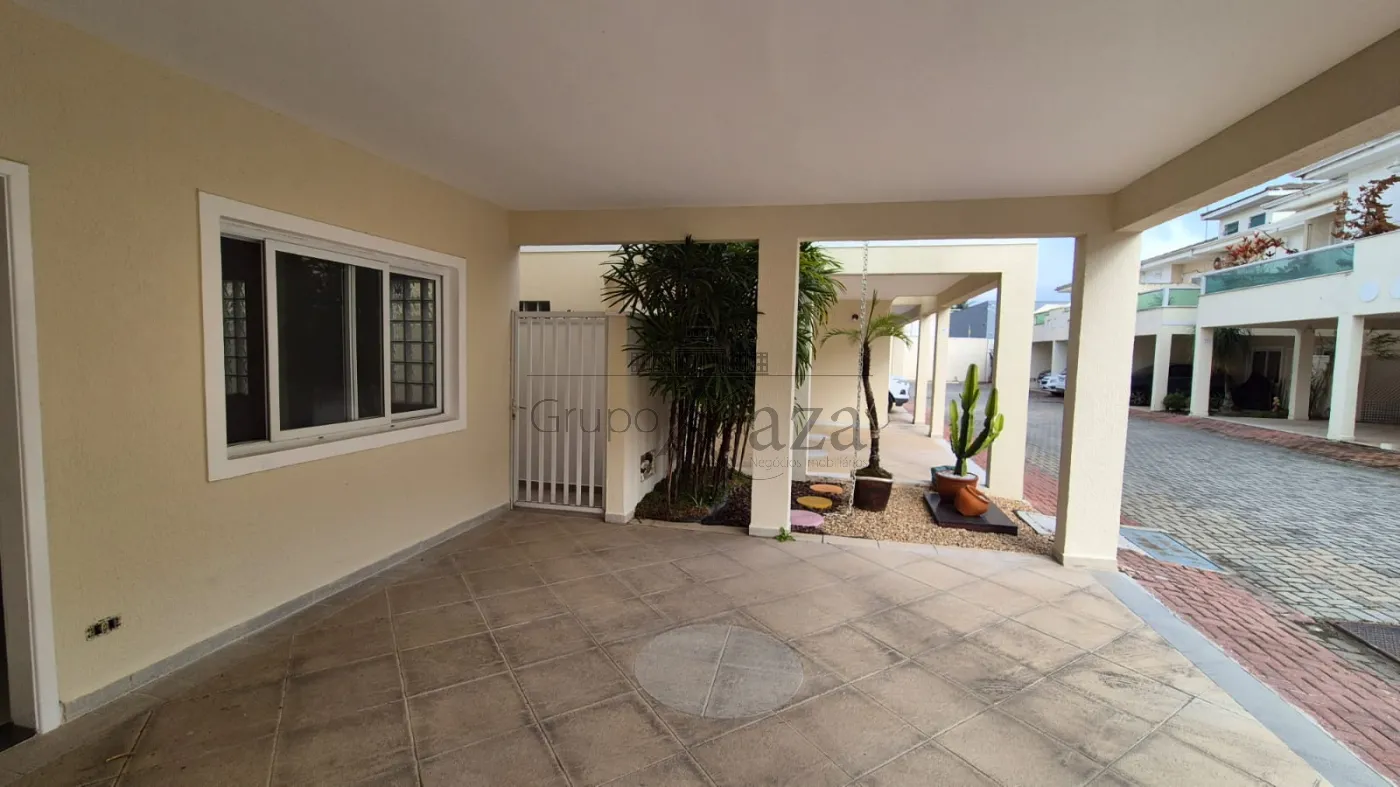 Foto 1 de Casa Condomínio em Jardim Santa Maria, Jacareí - imagem 1 Foto 1 de Casa Condomínio em Jardim Santa Maria, Jacareí - imagem 1