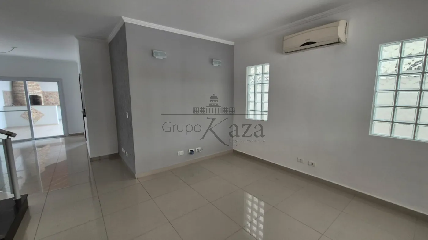 Foto 2 de Casa Condomínio em Jardim Santa Maria, Jacareí - imagem 2 Foto 2 de Casa Condomínio em Jardim Santa Maria, Jacareí - imagem 2